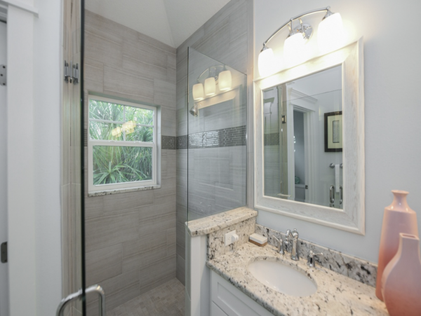 Luxury 5 Bedroom Anna Maria Island Short Walk to Beach